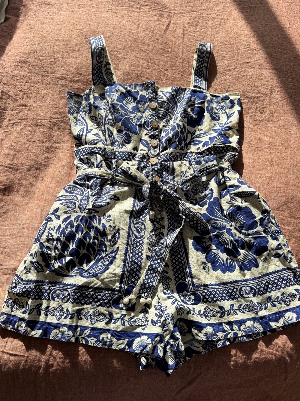 FARM Rio Blue Floral Belted Romper – Size Large - Picture 1 of 3